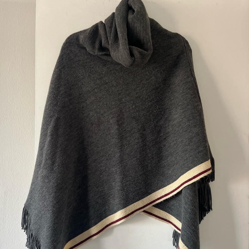 Turtleneck poncho